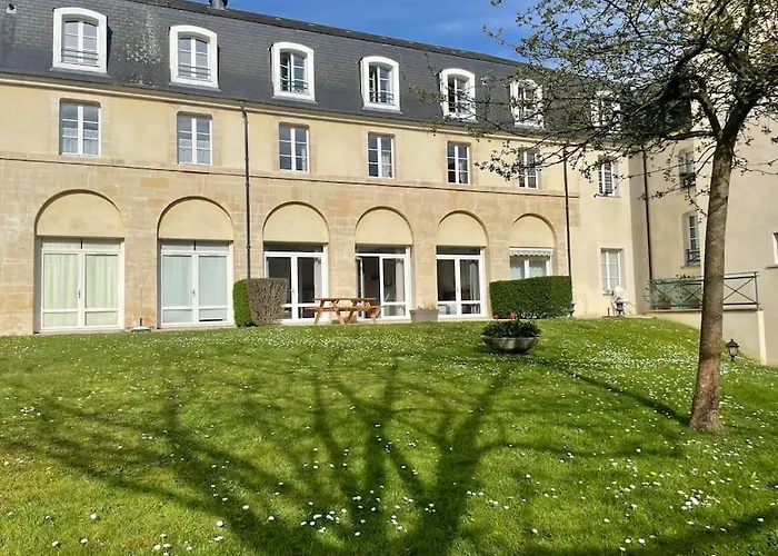 Le Cloitre By Melrose Apartment Bayeux
