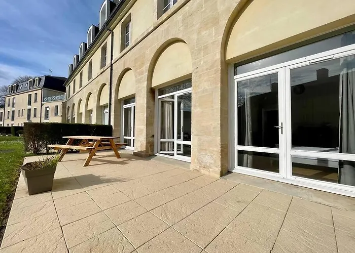 Le Cloitre By Melrose Apartment *